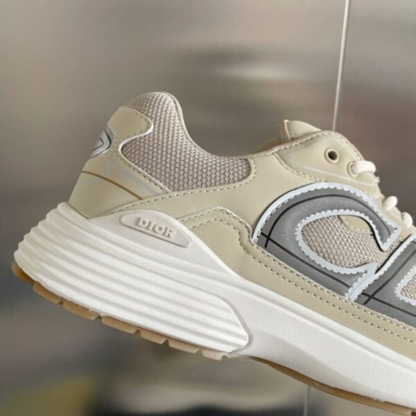 Dior Sneaker - Image 4