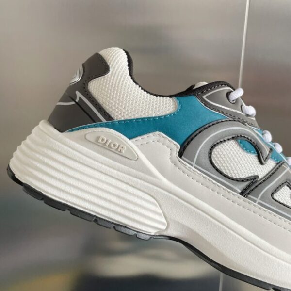 Dior Sneaker - Image 4