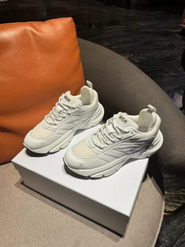 Dior Sneaker - Image 2