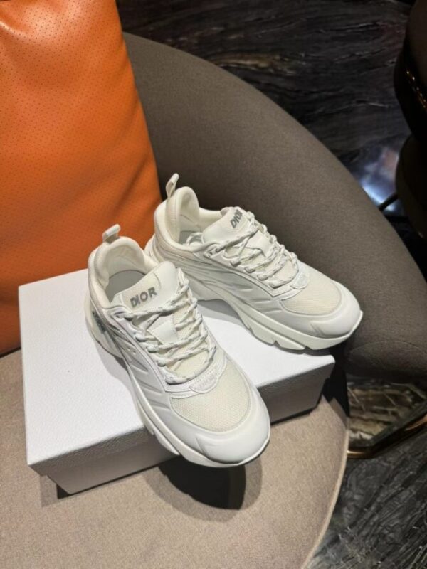 Dior Sneaker - Image 6