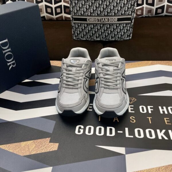 Dior Sneaker - Image 2