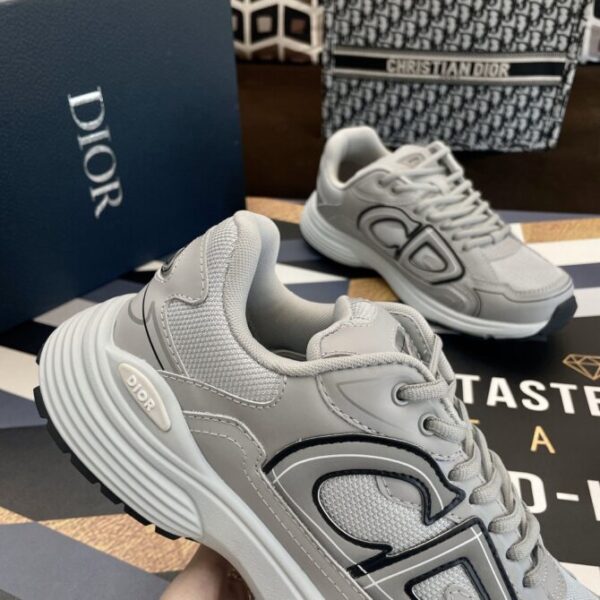Dior Sneaker - Image 5