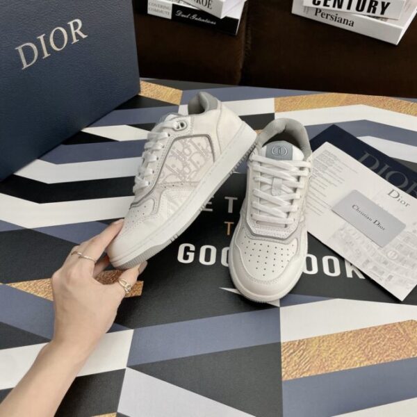 Dior Sneaker - Image 2