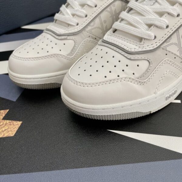 Dior Sneaker - Image 7