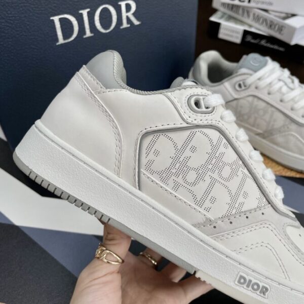 Dior Sneaker - Image 6