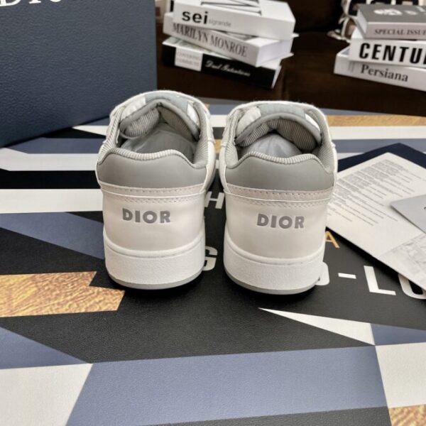 Dior Sneaker - Image 4