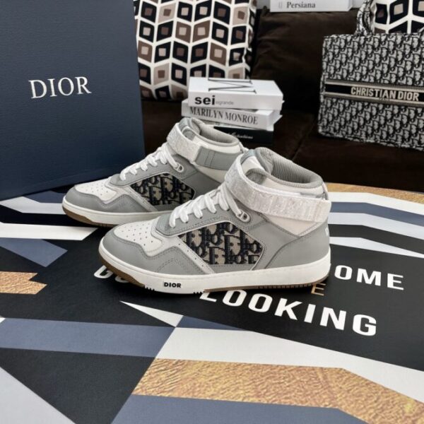 Dior Sneaker