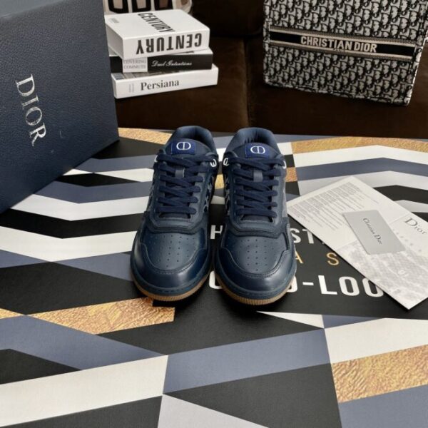 Dior Sneaker - Image 2