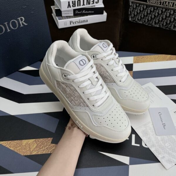 Dior Sneaker - Image 7