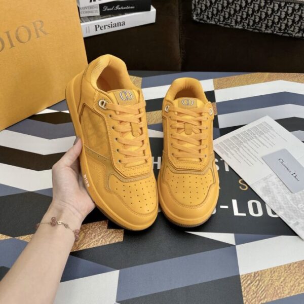 Dior Sneaker - Image 8