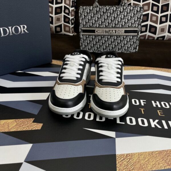 Dior Sneaker - Image 2