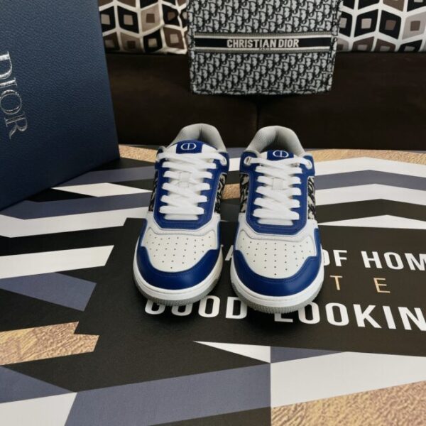 Dior Sneaker - Image 2