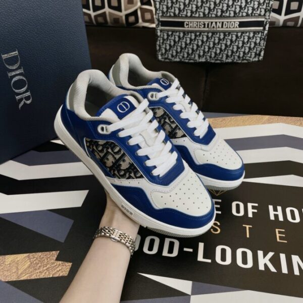 Dior Sneaker - Image 7