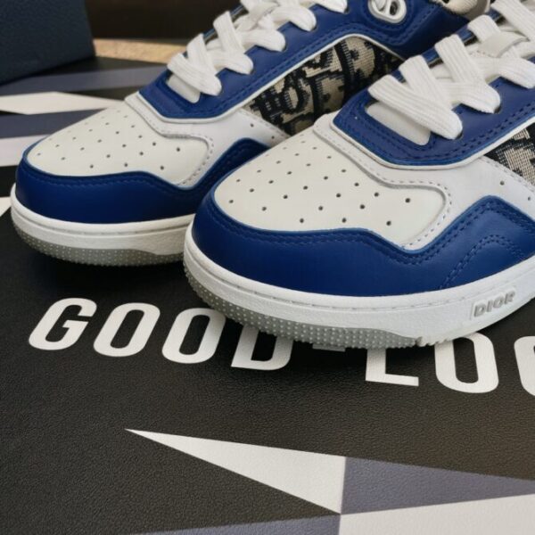 Dior Sneaker - Image 6