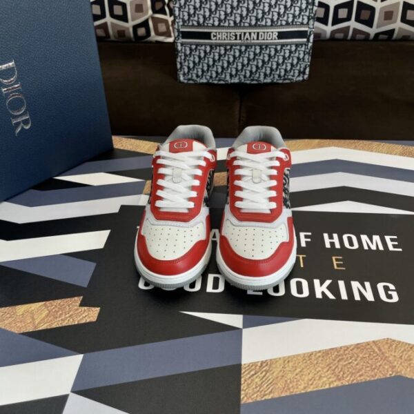 Dior Sneaker - Image 2