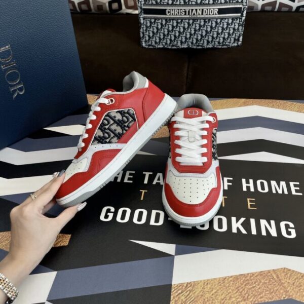 Dior Sneaker - Image 7