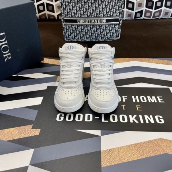 Dior Sneaker - Image 2
