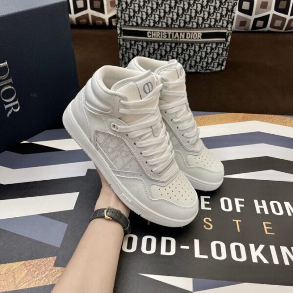 Dior Sneaker - Image 7