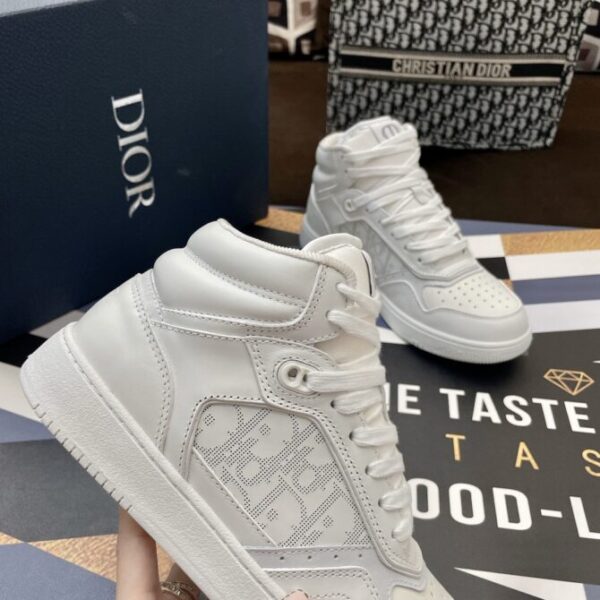 Dior Sneaker - Image 5