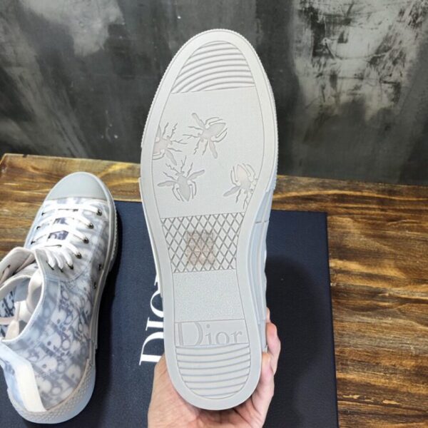 Dior Sneaker - Image 3