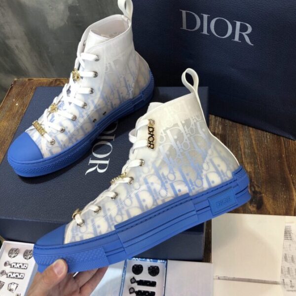 Dior Sneaker - Image 2