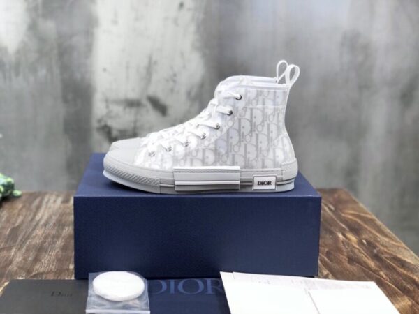 Dior Sneaker