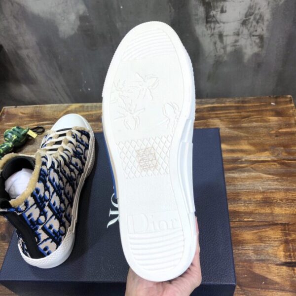 Dior Sneaker - Image 4