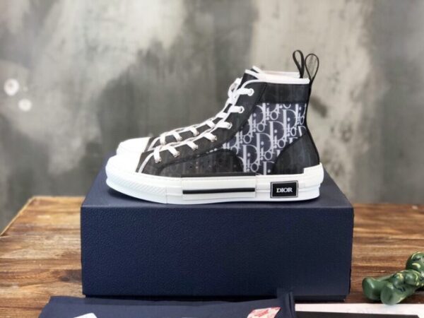 Dior Sneaker