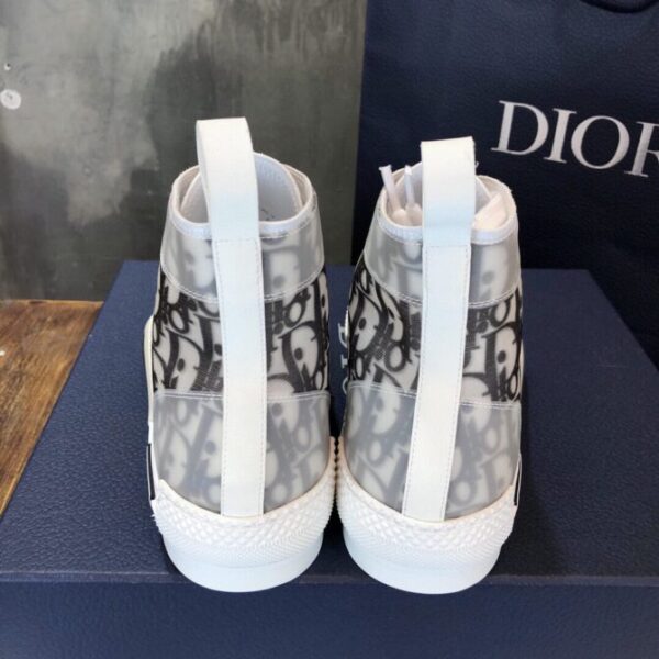 Dior Sneaker - Image 4