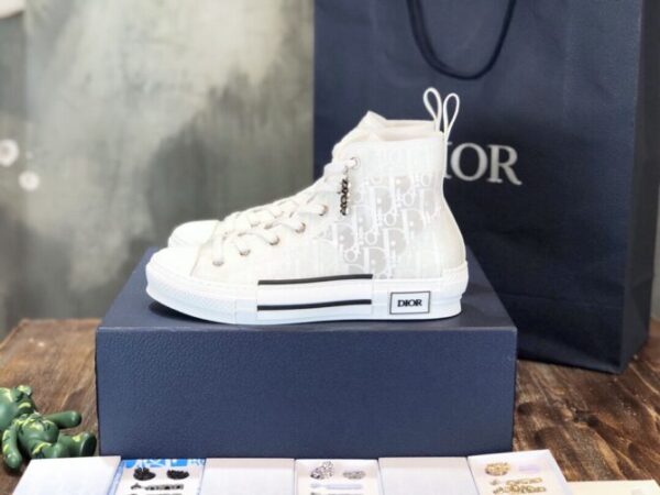 Dior Sneaker