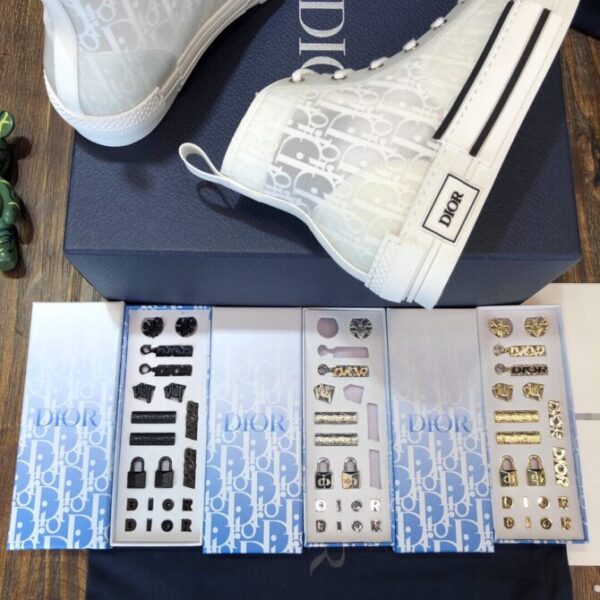 Dior Sneaker - Image 5