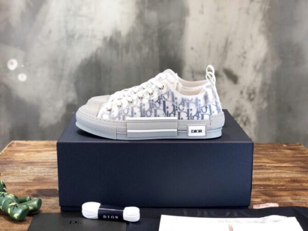 Dior Sneaker