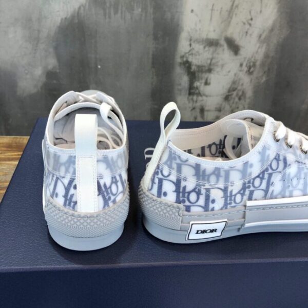 Dior Sneaker - Image 5