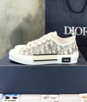 Dior Sneaker