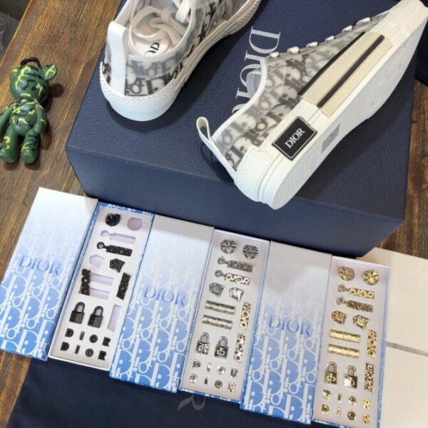 Dior Sneaker - Image 6