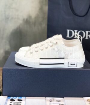 Dior Sneaker