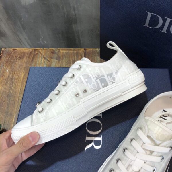 Dior Sneaker - Image 7