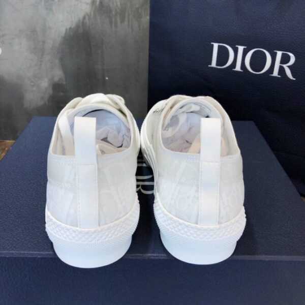 Dior Sneaker - Image 3