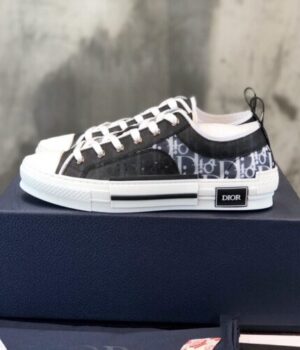 Dior Sneaker