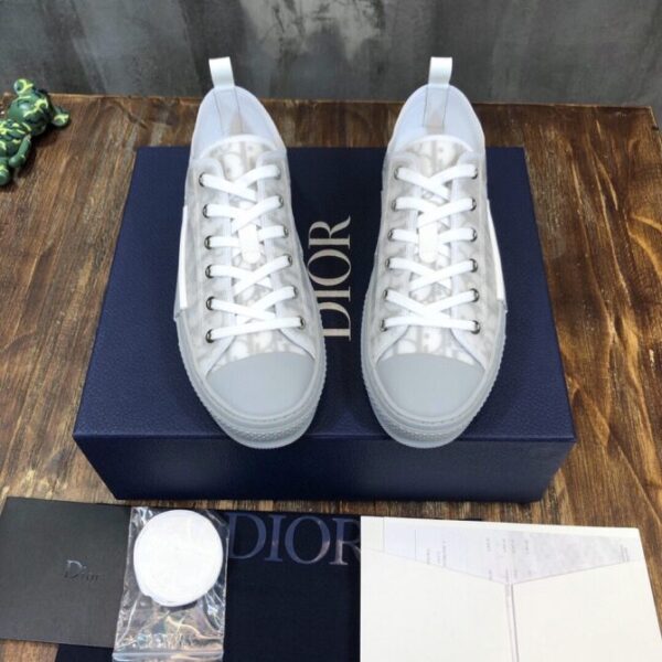 Dior Sneaker - Image 2