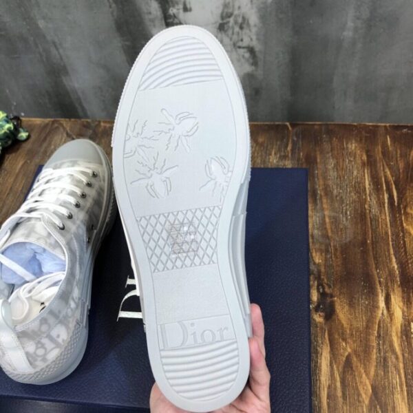 Dior Sneaker - Image 4
