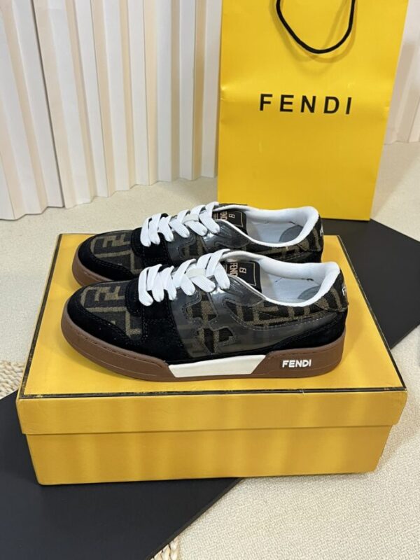 Fendi Sneaker - Image 9