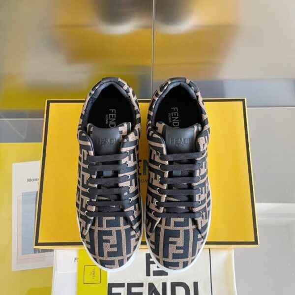 Fendi Sneaker - Image 2
