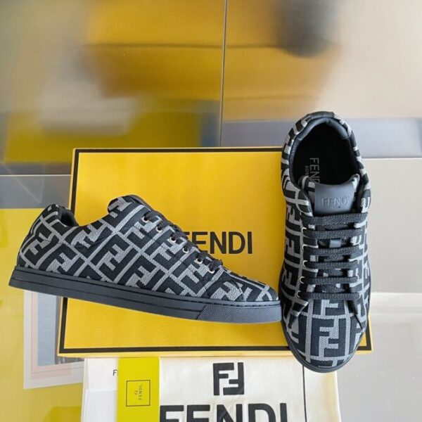Fendi Sneaker - Image 9
