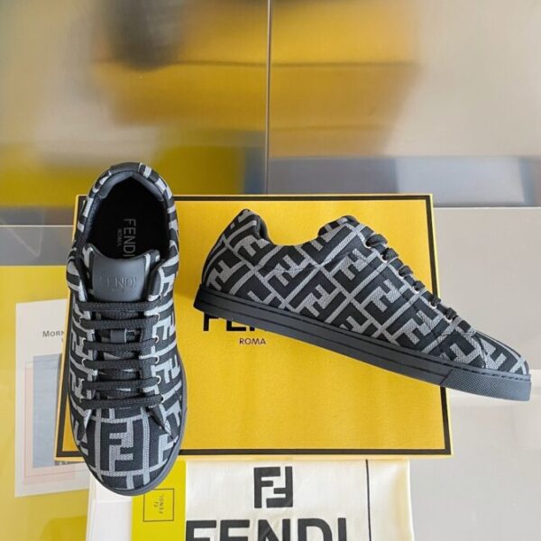 Fendi Sneaker - Image 8