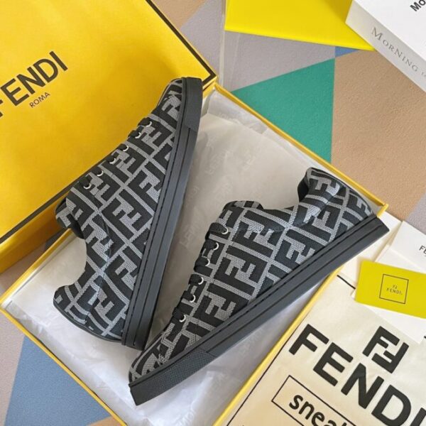 Fendi Sneaker - Image 5