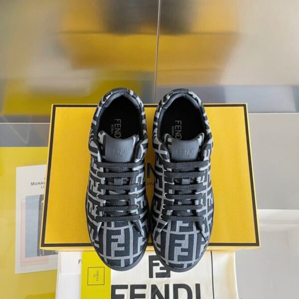 Fendi Sneaker - Image 2