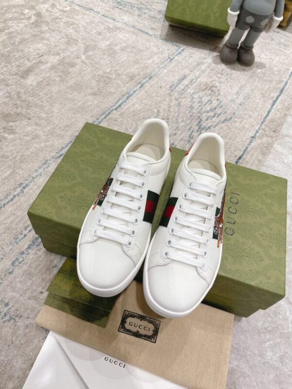 Gucci Sneaker - Image 2