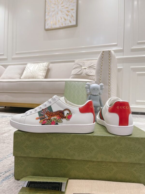 Gucci Sneaker - Image 8