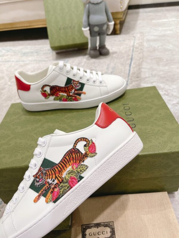 Gucci Sneaker - Image 5